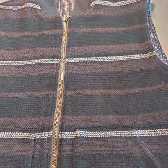 Taylor Stitch Reversible wool "The Able" vest - Picture 3 of 9